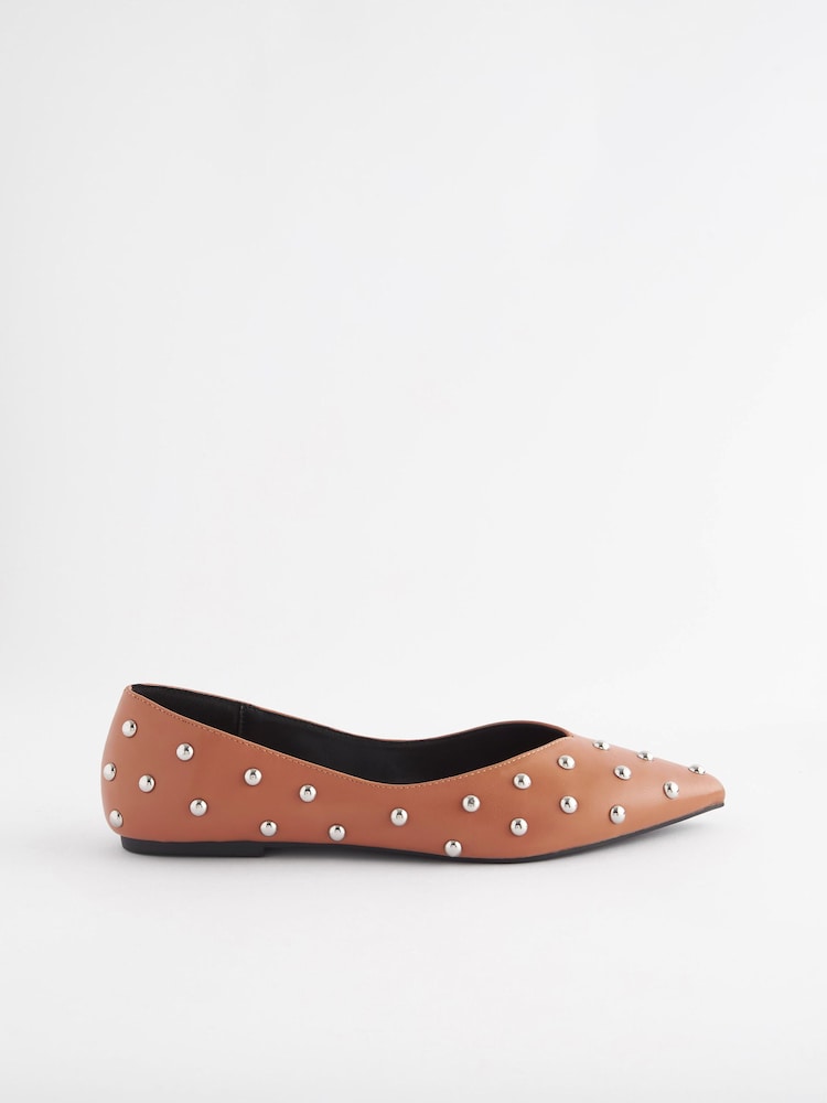 Kamelje rjav - Koničasti nizki čevlji z zakovicami Forever Comfort® - Slika 2 iz 6 Kamelje rjav - Koničasti nizki čevlji z zakovicami Forever Comfort® - Slika 2 iz 6