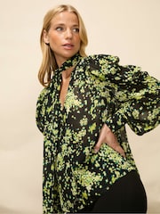 Ro&Zo Yellow Floral Tie Neck Blouse - Image 4 of 8
