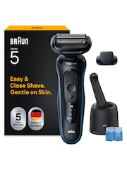 Braun Black Series 5 Electric Shaver, Up to 50 min, Smart Care Center, Trimmers 52-B7200CC - Image 1 of 6