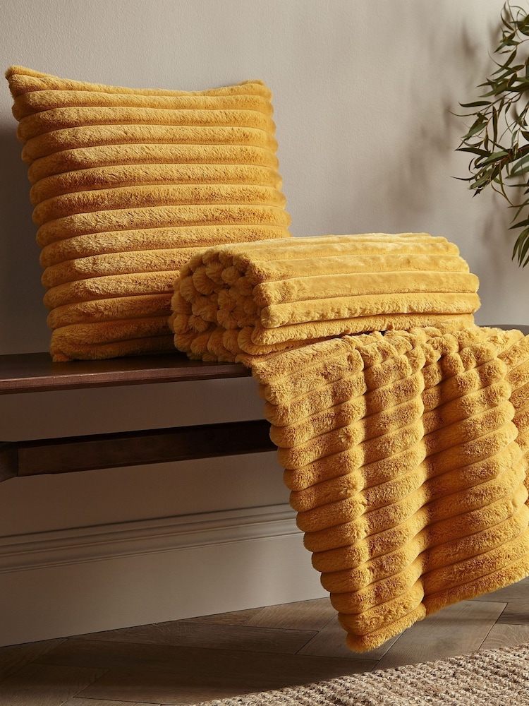Catherine Lansfield Yellow Soft and Cosy Ribbed Faux Fur Throw - Image 3 of 4