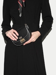 Svart - Jigsaw Leather Mini Saddle Bag - Bilde 2 av 7