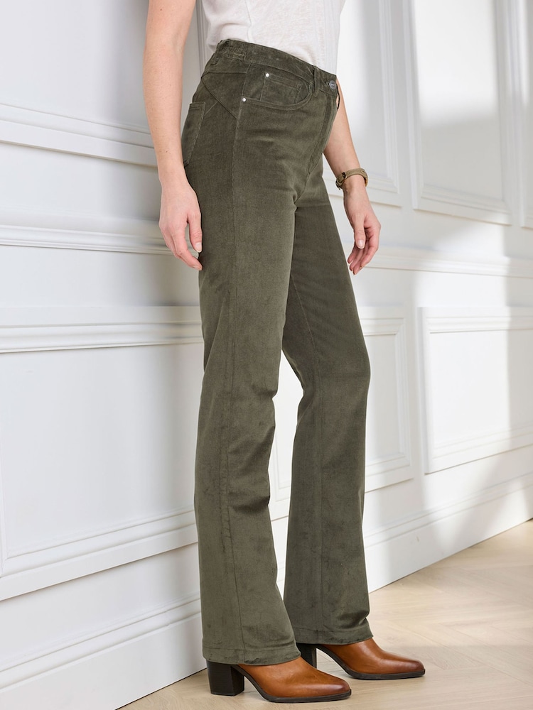 Cotton Traders Dark Forest Green Stretch Cord Straight Leg Jeans 29 - Image 2 of 4 Cotton Traders Dark Forest Green Stretch Cord Straight Leg Jeans 29 - Image 2 of 4