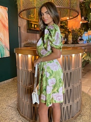 AX Paris Mini Green Floral Printed Short Puff Sleeve Gathered Side Dress - Image 4 of 4