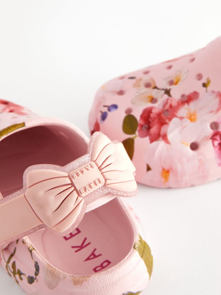 Rosa - Zuecos con correa en el tobillo y lazo de niña de Baker by Ted Baker - Imagen 6 de 6 Rosa - Zuecos con correa en el tobillo y lazo de niña de Baker by Ted Baker - Imagen 6 de 6