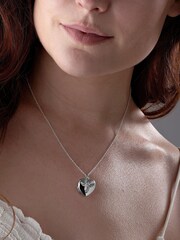 Beaverbrooks Silver Cubic Zirconia Bee Locket - Image 2 of 3