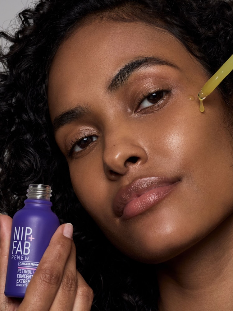 Nip+Fab Retinol Fix Concentrate Extreme 10%30ml - Image 4 of 4 Nip+Fab Retinol Fix Concentrate Extreme 10%30ml - Image 4 of 4