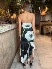 Ax Paris Trägerloses Midikleid mit Raffung und Blumenmuster, Schwarz - Bild 2 von 4