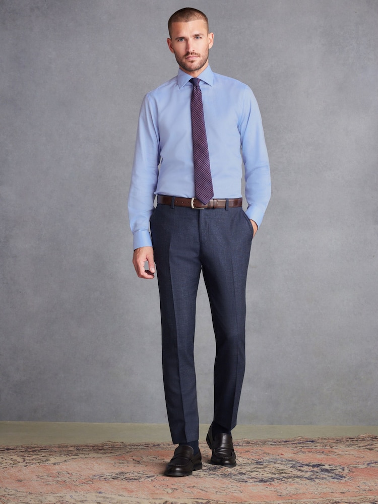 أزرق فاتح - تلبيس قياسي - حزمة من قميص مميز من مجموعة Signature بأساور واحدة و ربطة عنق - صورة 2 من 6 أزرق فاتح - تلبيس قياسي - حزمة من قميص مميز من مجموعة Signature بأساور واحدة و ربطة عنق - صورة 2 من 6