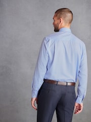 أزرق فاتح - تلبيس قياسي - حزمة من قميص مميز من مجموعة Signature بأساور واحدة و ربطة عنق - صورة 3 من 6