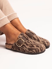 Lunar Oakley Ocelot Mule Slippers - Bild 1 von 6