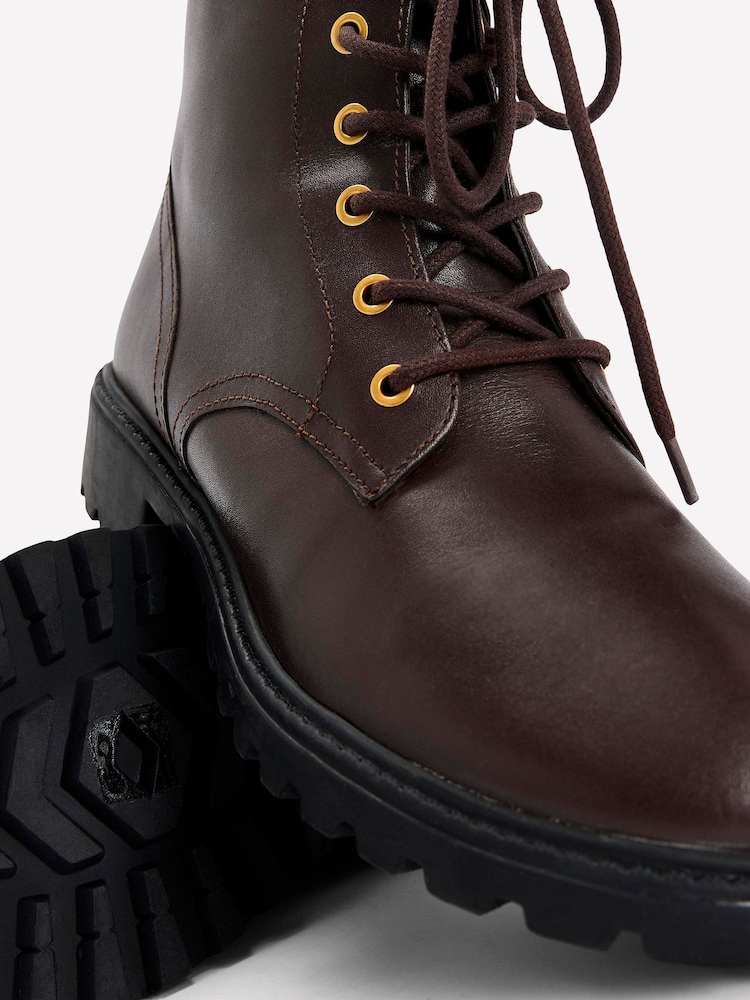 Czekoladowy brąz - Boden Alex Lace Up Ankle Boots - Obraz 4 z 4 Czekoladowy brąz - Boden Alex Lace Up Ankle Boots - Obraz 4 z 4