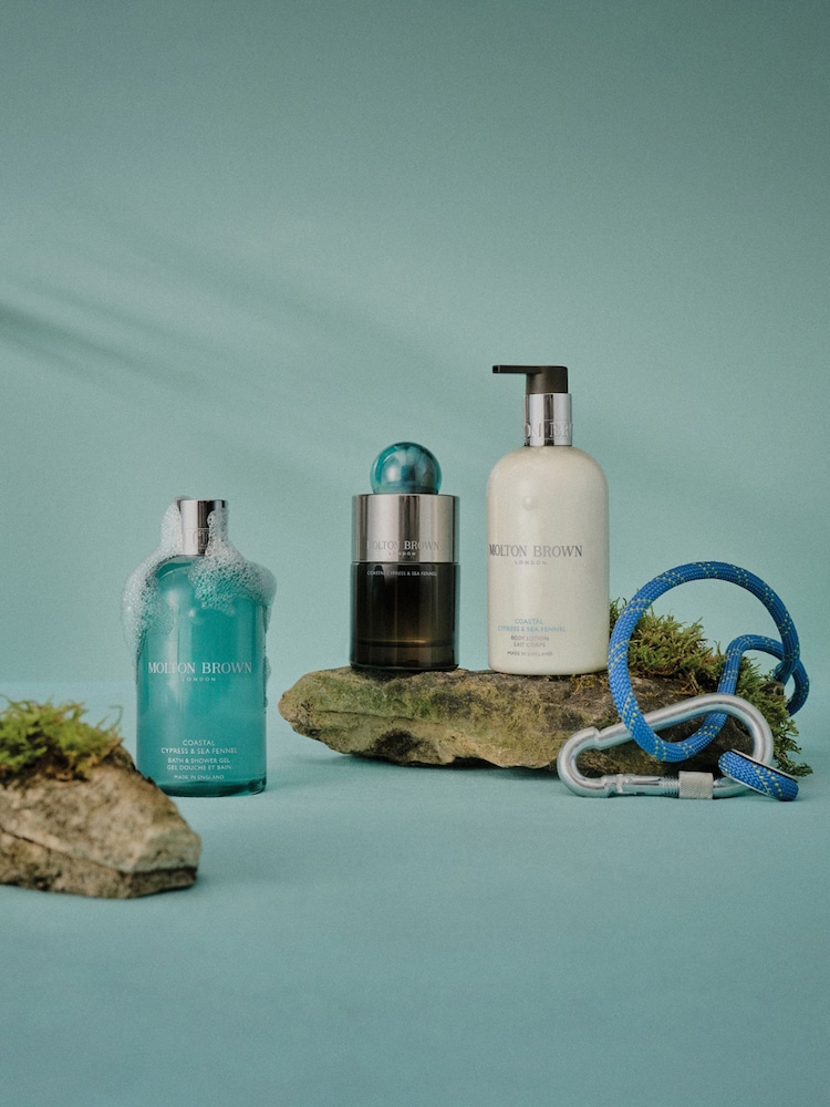 Molton Brown Coastal Cypress & Sea Fennel 300ml Bath & Shower Gel - Image 3 of 3