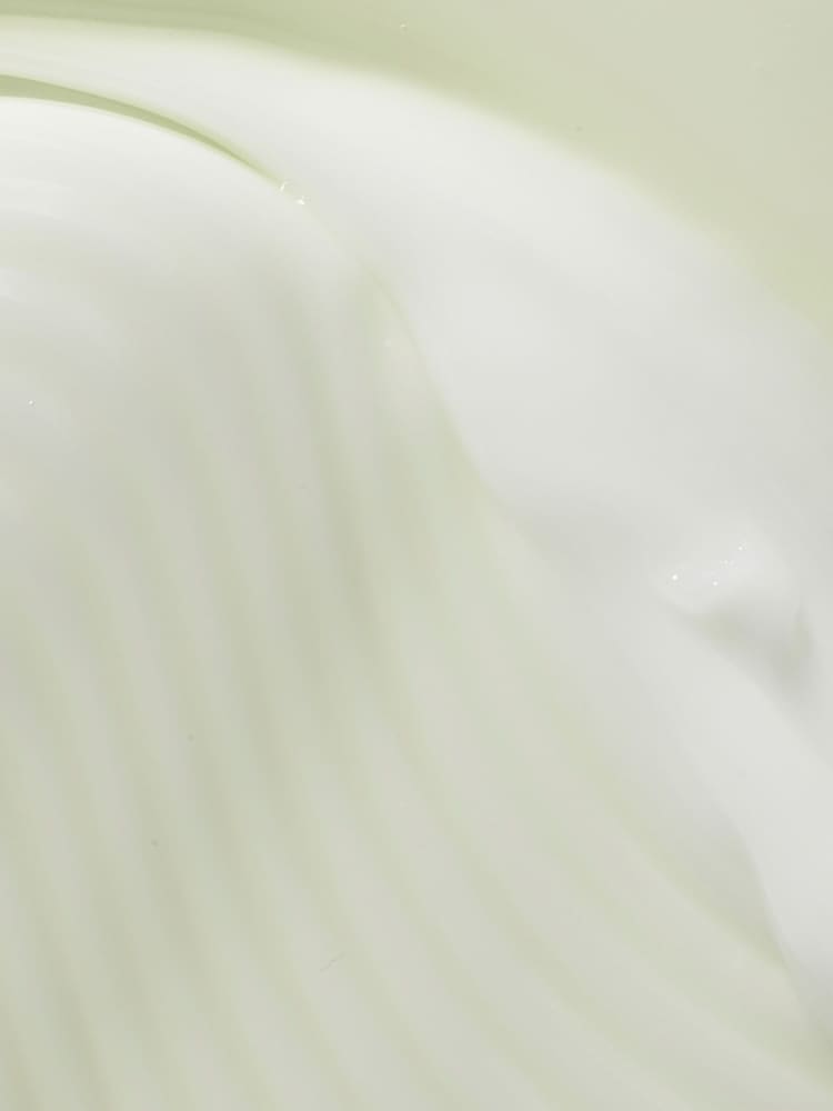 Molton Brown Reviving Rosemary Conditioner 300ml - Image 2 of 3 Molton Brown Reviving Rosemary Conditioner 300ml - Image 2 of 3