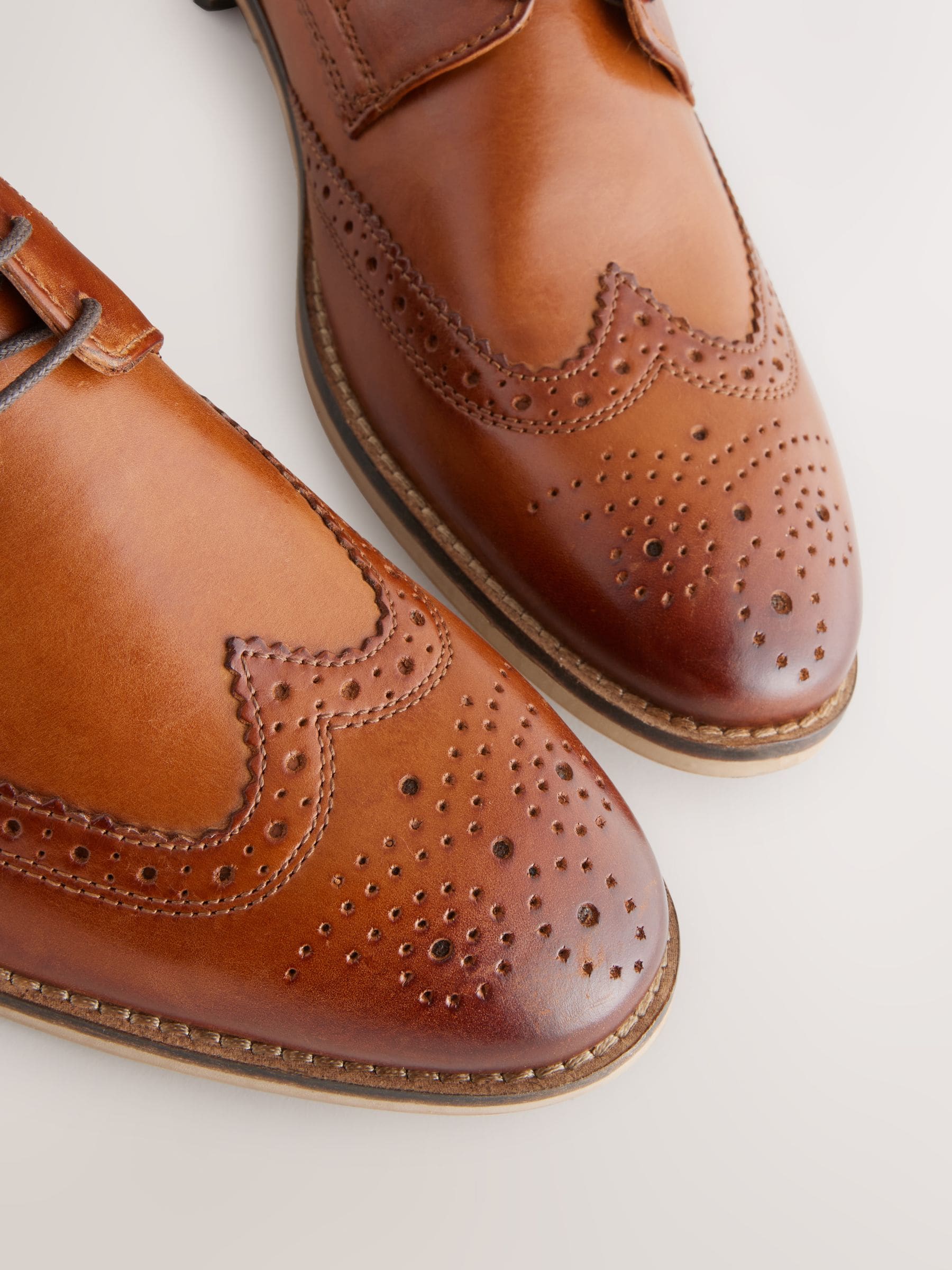 Tan Brown Wide Fit Leather Contrast Sole Brogue Shoes
