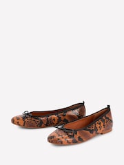 Boden Brown Patti Round Toe Ballet Flats - Image 3 of 5