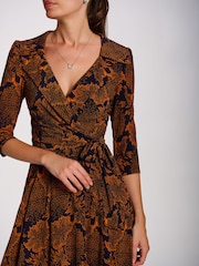 Bruin - Jolie Moi Maxi-jurk van jersey met wikkelvoorkant - Afbeelding 3 van 6