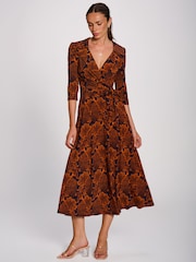 Bruin - Jolie Moi Maxi-jurk van jersey met wikkelvoorkant - Afbeelding 4 van 6