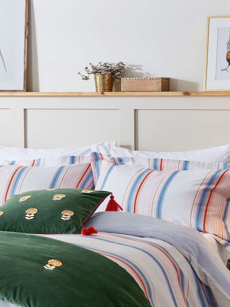 Joules White Golden Hour Duvet Cover and Pillowcase Set - Image 2 of 5