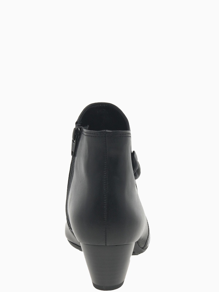 Gabor Keegan Black Leather Fashion Ankle Boots - Image 5 of 5