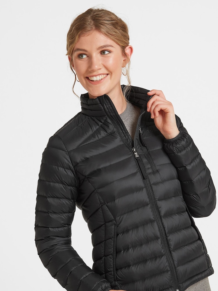 Schwarz - Tog 24 Drax Daunenjacke mit weitem Stehkragen - Bild 1 von 3 Schwarz - Tog 24 Drax Daunenjacke mit weitem Stehkragen - Bild 1 von 3