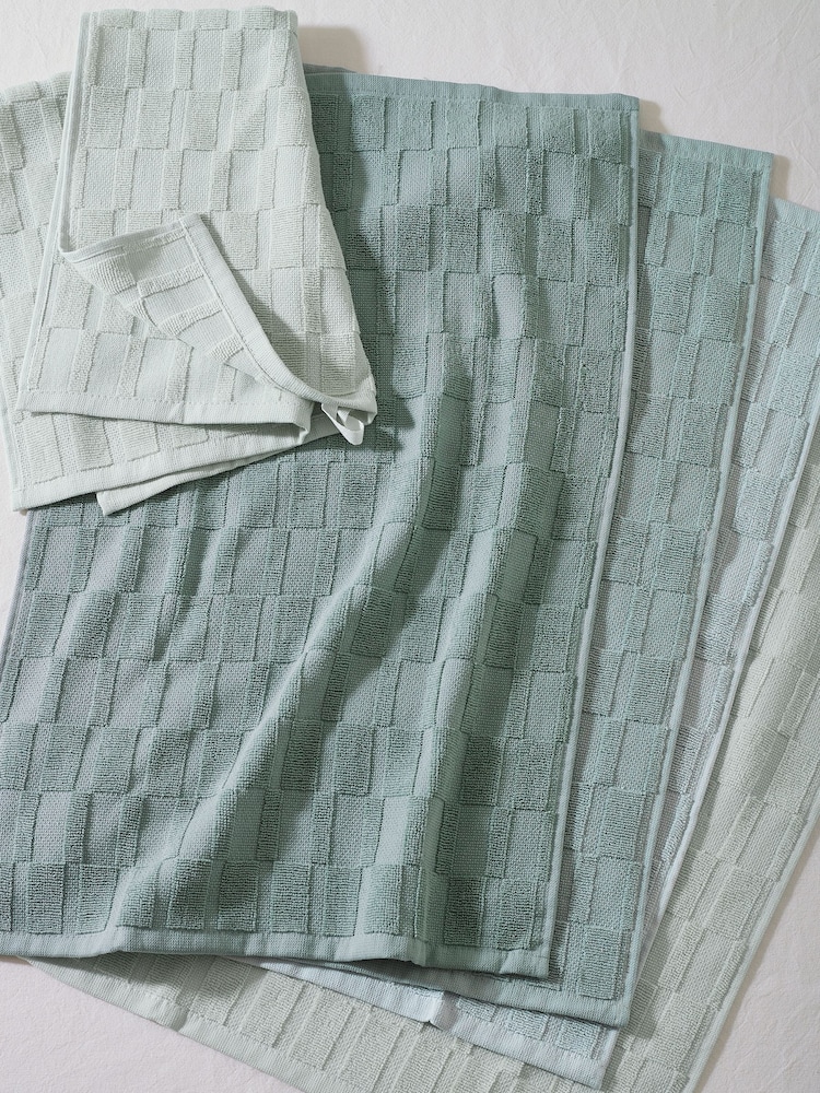 Set of 3 Sage Green Set of 5 Tea Towels - Image 2 of 3
