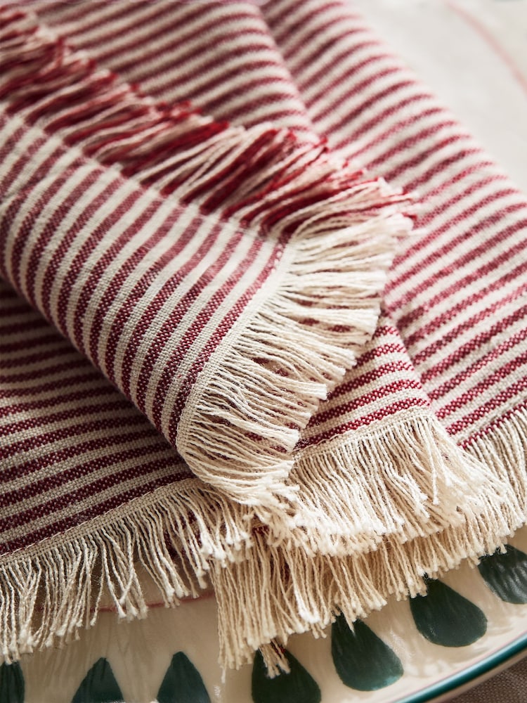 Set of 4 Red stripe Napkins - Image 2 of 3 Set of 4 Red stripe Napkins - Image 2 of 3