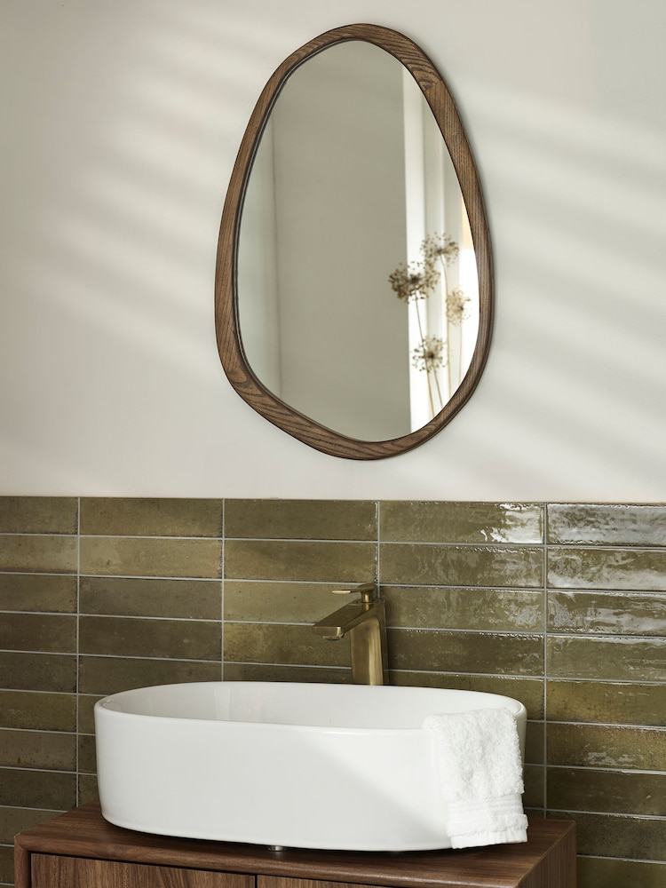 Espejo de pared con cantos rodados Jackson - Imagen 1 de 4 Espejo de pared con cantos rodados Jackson - Imagen 1 de 4