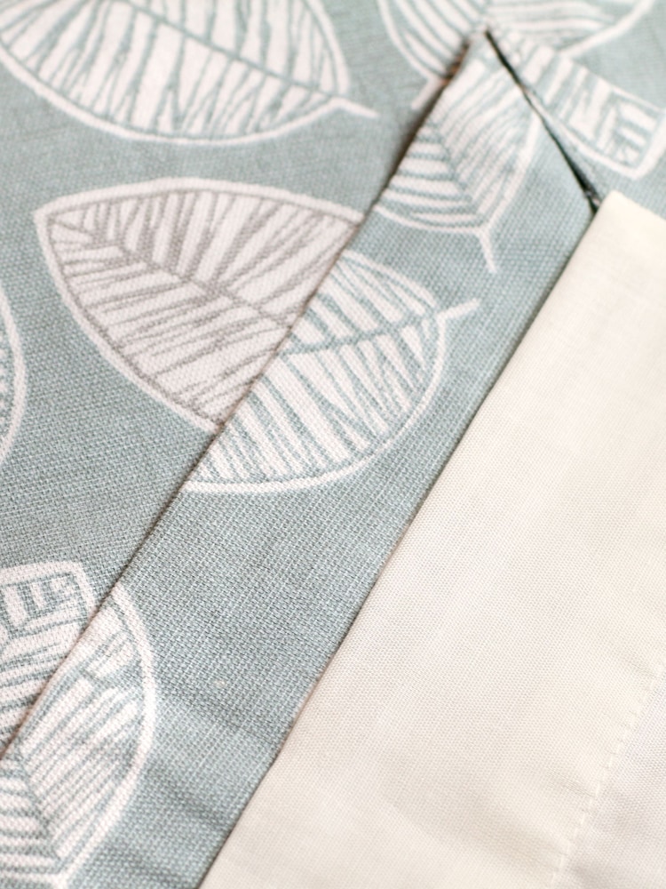 Cortinas Fusion Delft Leaf Print Ilhós 100% Algodão - Imagem 3 de 3