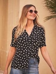 Sosandar Black Chic Print Shirt - Image 4 of 4