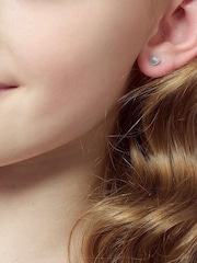 Beaverbrooks Children’s Mini B Silver Heart Earrings - Image 4 of 5