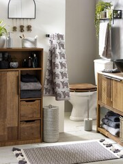 Natural Bronx Antibacterial Toilet Seat - Image 2 of 3