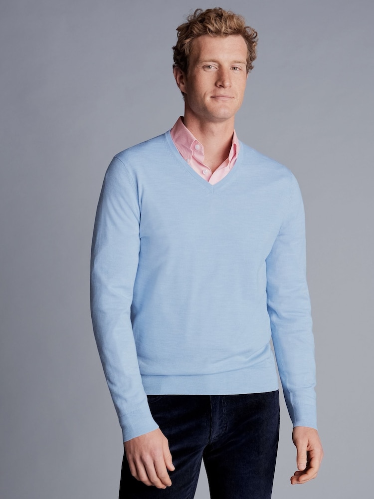 Синій - Charles Tyrwhitt Джемпер з V-подібним вирізом із чистого мериноса - Image 1 of 4