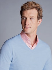 Синій - Charles Tyrwhitt Джемпер з V-подібним вирізом із чистого мериноса - Image 2 of 4