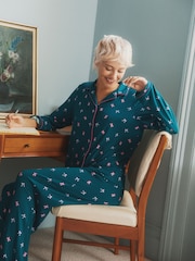 Urban Threads garās pidžamas komplekts ar banšu apdruku - Attēls 3 no 4