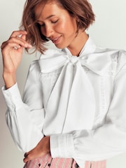 Λευκό - Boden Clara Tie Neck Top - Εικόνα 1 του 6