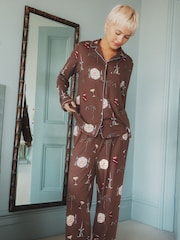 Urban Threads Urban Threads Brown Dinner Print Long Button Up Pyjamas Set - Imagen 1 de 5