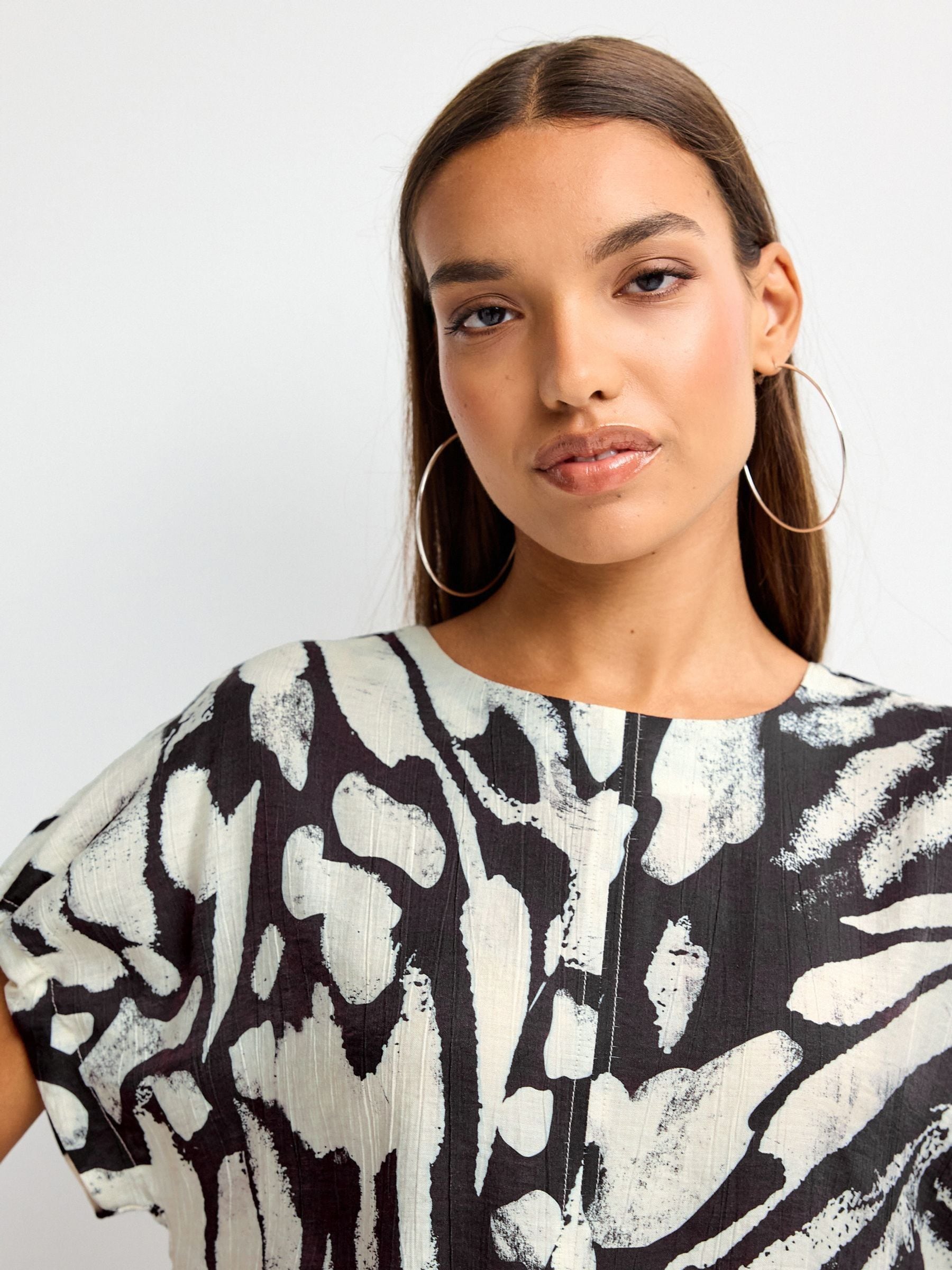 Buy Monochrome Swirl Gathered Short Sleeve Textured Boxy T Shirt from Next Luxembourg