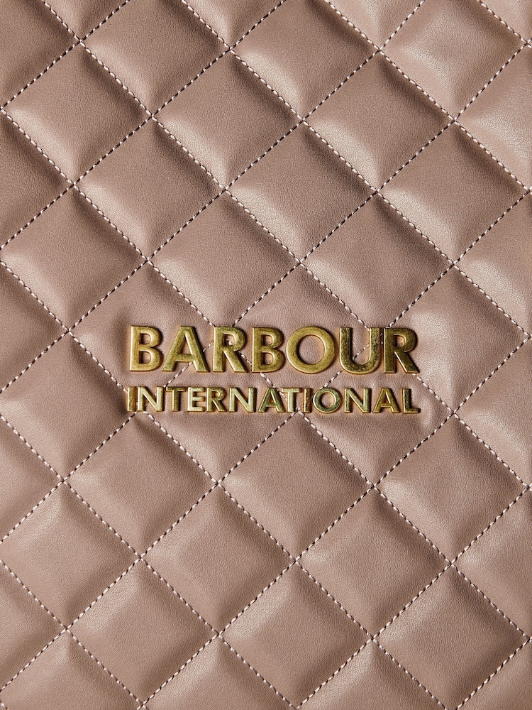 Licht beige - Barbour® International Sloane doorgestikte schoudertas met logo - Image 14 of 23