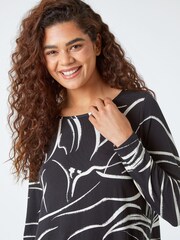 Roman Black Leaf Print Chiffon Hem Stretch Top - Image 4 of 5
