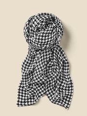 Sosandar Black Dogtooth Print Scarf - Image 1 of 4