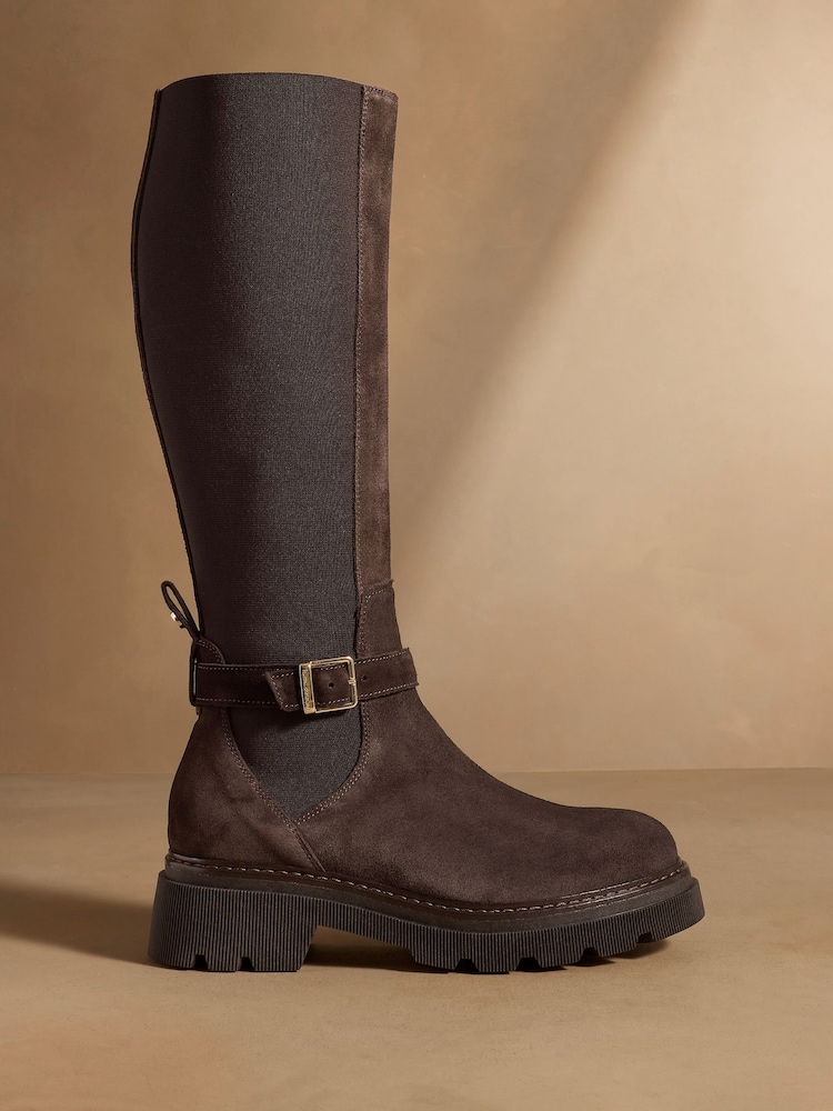 Brun semsket skinn - Russell & Bromley Mysty Knee High Boots - Bilde 2 av 7 Brun semsket skinn - Russell & Bromley Mysty Knee High Boots - Bilde 2 av 7