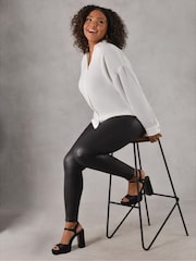 Live Unlimited Curve Leggings aus Lederimitat - Bild 2 von 4