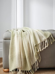 Laura Ashley Hedgerow Green Dylan 100% Cotton Throw - Image 1 of 2