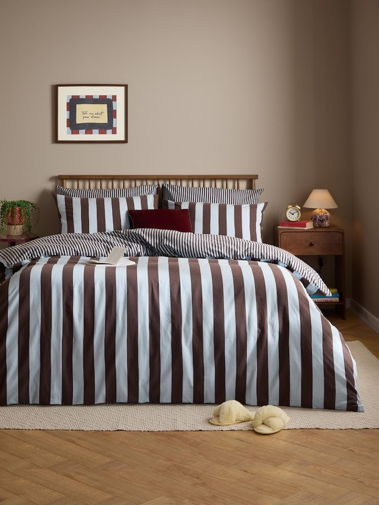 Furn Blueberry Muffin The Ultimate Stripe Reversible Duvet Cover Set - Image 2 of 4
