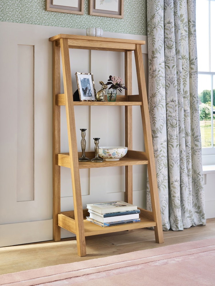 Laura Ashley Oak Milton Low Ladder Storage Unit - Image 2 of 5