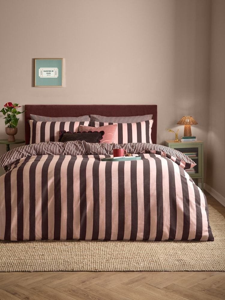 Furn Berry Brownie The Ultimate Stripe Reversible Duvet Cover Set - Image 2 of 4