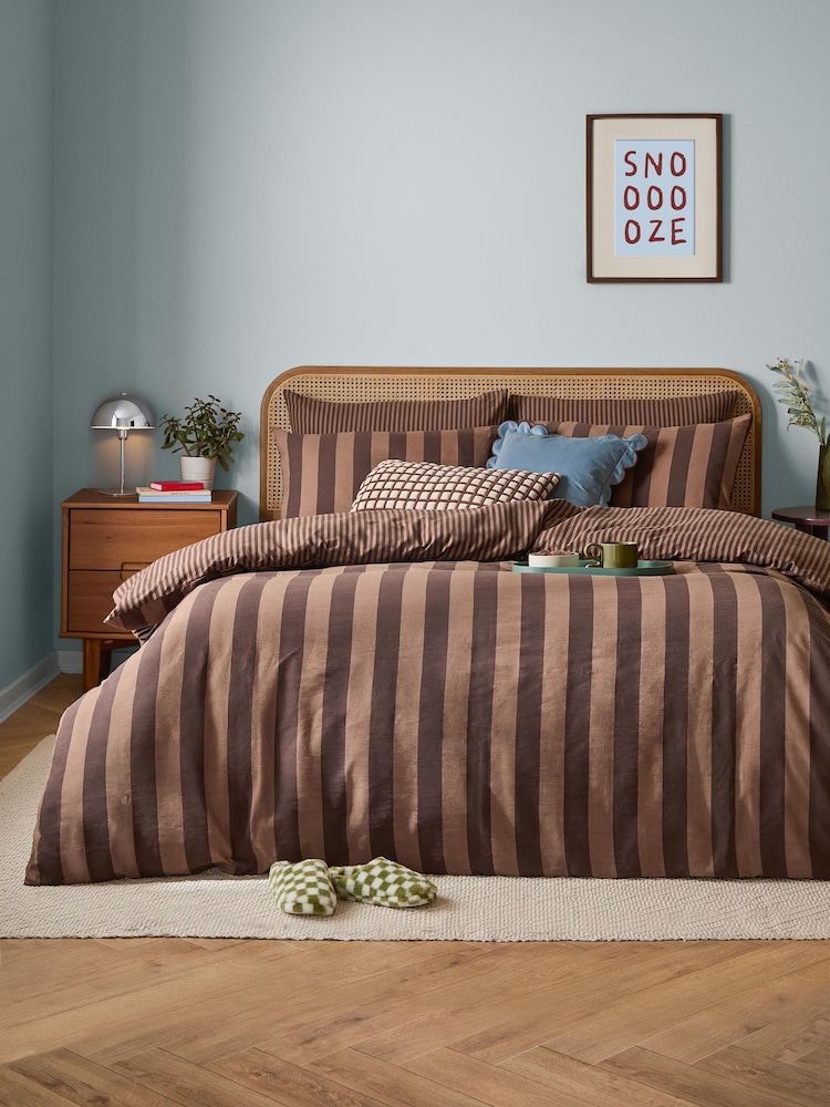 Furn Chocolate Truffle The Ultimate Stripe Reversible Duvet Cover Set - Image 2 of 4