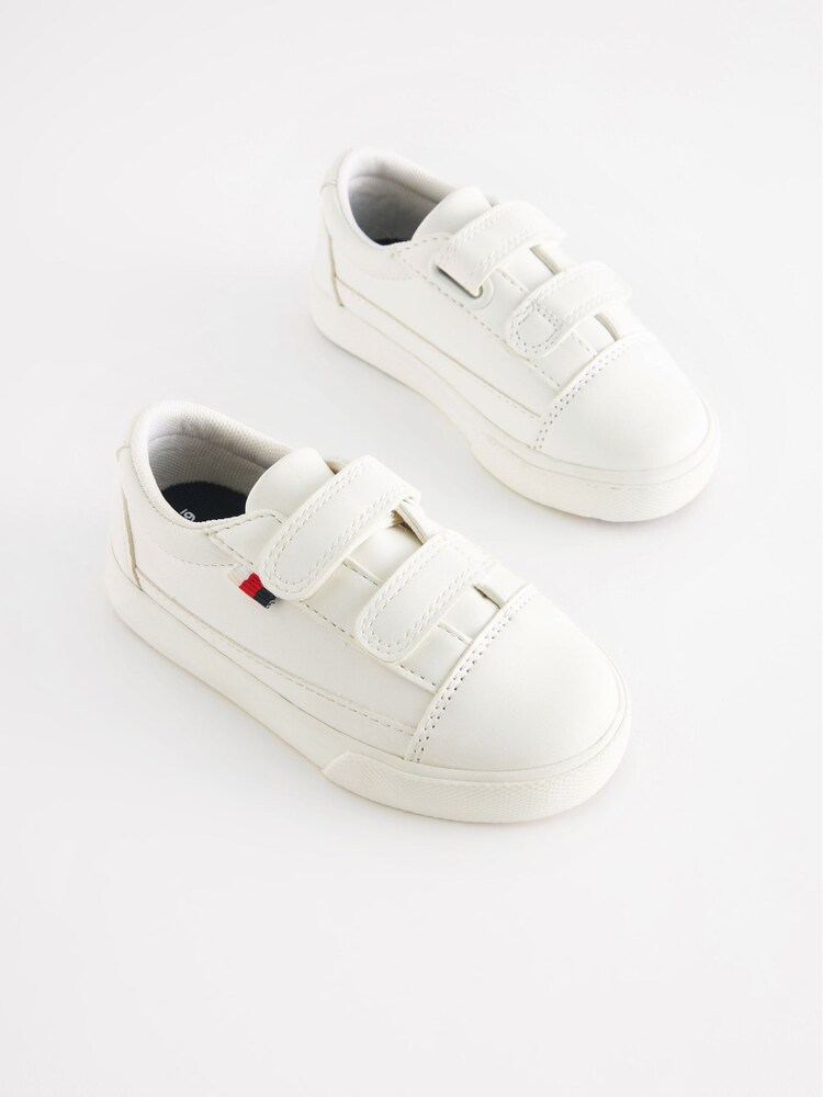 Weiß - Schuhe mit Klettverschluss - Bild 1 von 6 Weiß - Schuhe mit Klettverschluss - Bild 1 von 6