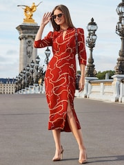 Sosandar Red Chain Print Keyhole Detail Midi Dress - Image 1 of 5