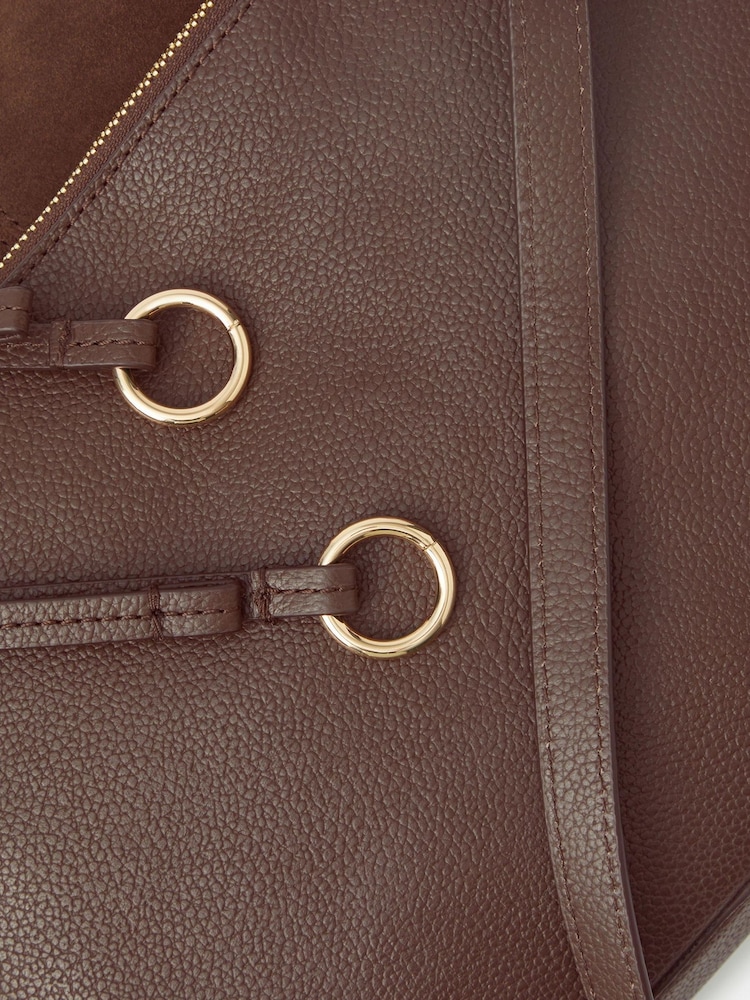 Accessorize Brown Leather Messenger Cross-Body Bag - Image 3 of 3 Accessorize Brown Leather Messenger Cross-Body Bag - Image 3 of 3